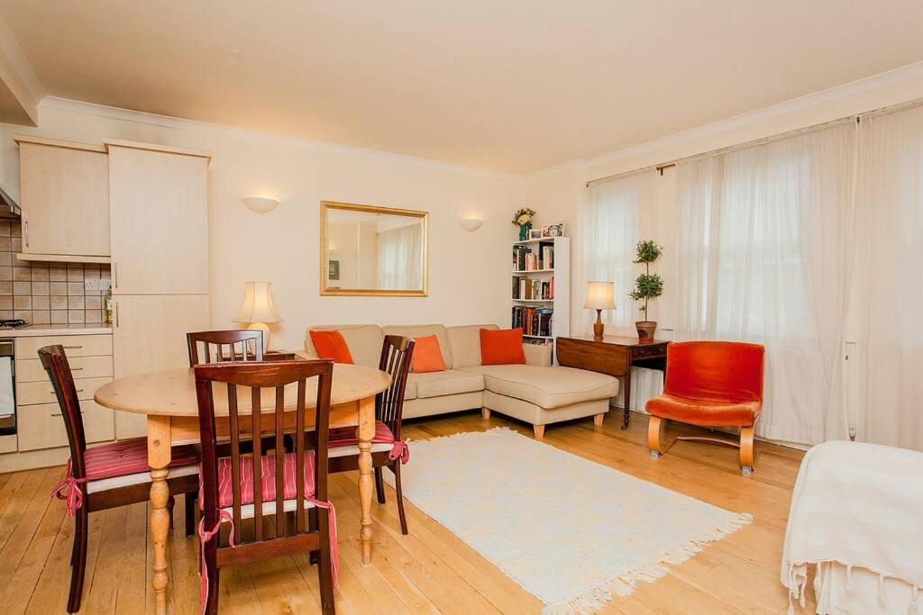 Bright 2 Bedroom Flat In Central Лондон Екстер'єр фото